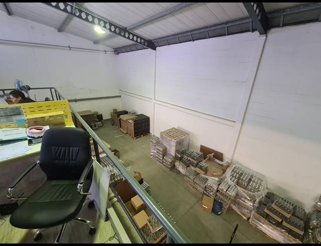 270.80M² WAREHOUSE TO LET IN MARCONI BEAM INDUSTRIA
